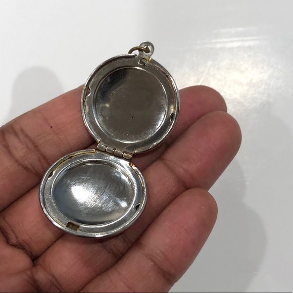 Michaela Frey Vintage Enamel Locket Pendant - Picture 4 of 6